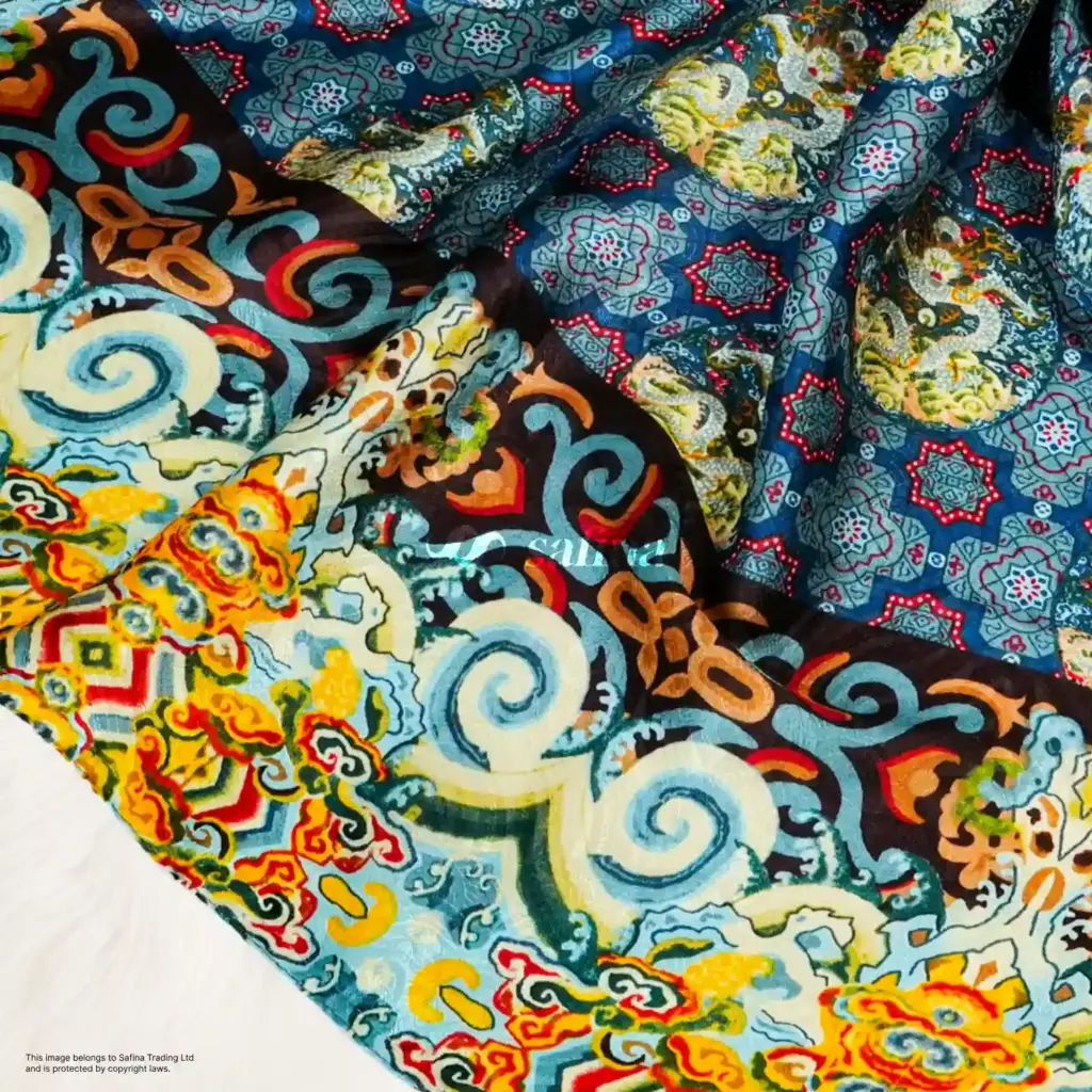 Dragon motif with geometric border